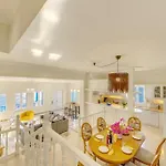 בית נופש Syros Private House With Superb Sea View *