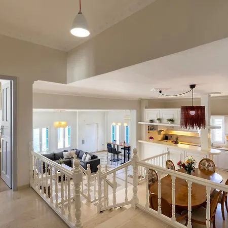 Syros Private House With Superb Sea View בית נופש