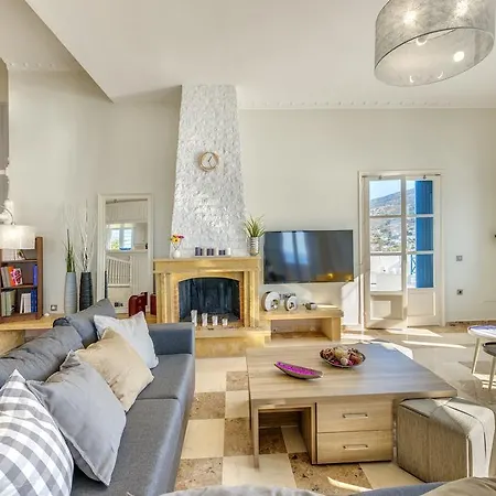 בית נופש Syros Private House With Superb Sea View Kini