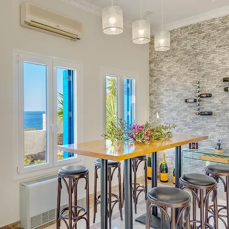 בית נופש Syros Private House With Superb Sea View *